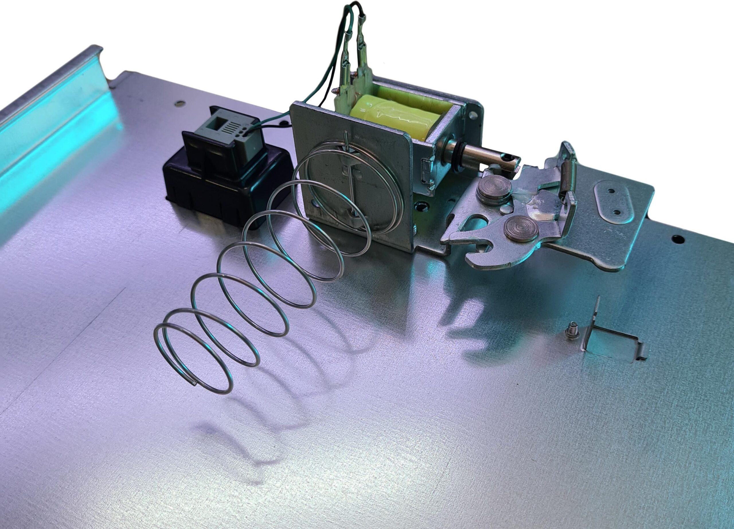 Bên trong két đựng tiền JJ330